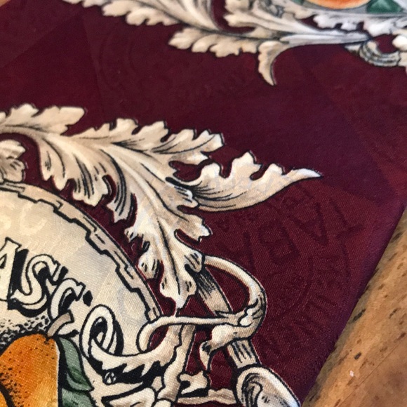 Tabasco Men’s 100% Silk Tie Maroon Tan With Fruit - Picture 5 of 6